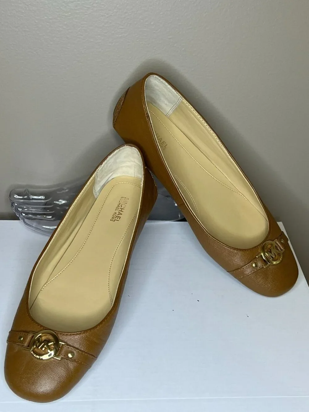 Michael Kors Ballet Flats Fulton Brown Saffiano Leather Gold MK Logo Women's 8.5